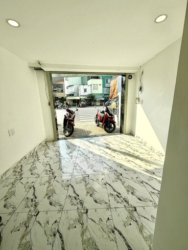 Bán Nhà Mặt Tiền Nguyễn Xí P13 Bình Thạnh