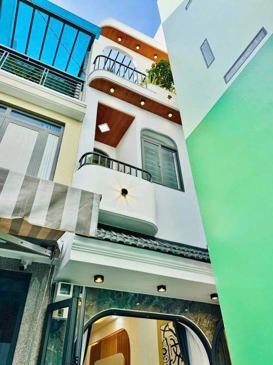 MUA NHÀ ĐẸP NƠ TRANG LONG Phường Gia Định BÌNH THẠNH