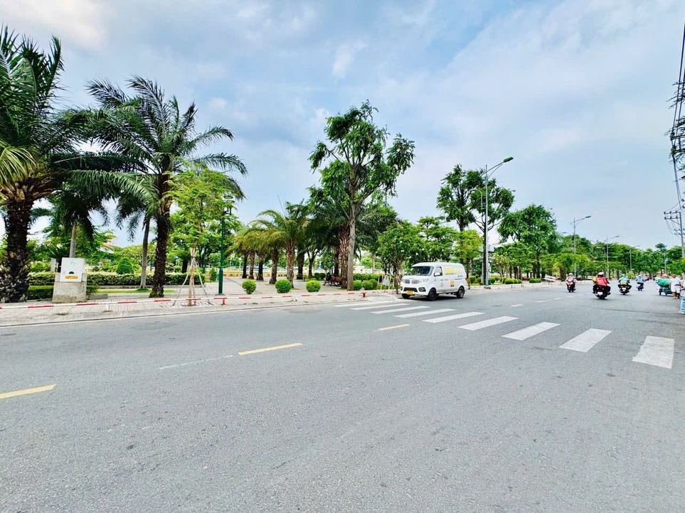 BÁN NHÀ BÌNH THẠNH 801 XÔ VIẾT NGHỆ TĨNH